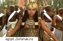 egiptul m-a adus aici salut... numesc ana-maria sunt pasionata cultura egiptului de  vreo ani
