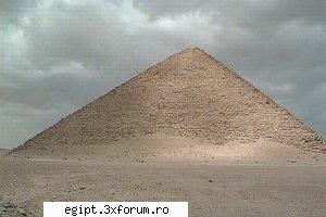 piramidele piramida rosie lui sneferu