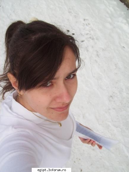 Egiptul m-a adus aici :) - Buna :) .Eu sunt Denisa.Am 16 ani si sunt din - Sa ne prezentam!