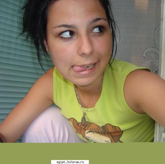 salut  :hi:  sunt ramona si ma bucur enorm k am gasit acest forum.de mult imi doresc sa invatz