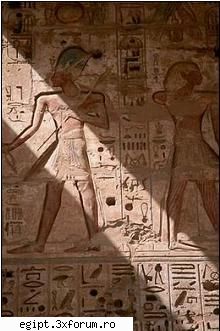 ramses iii(scena in interiorul templului) faraonii