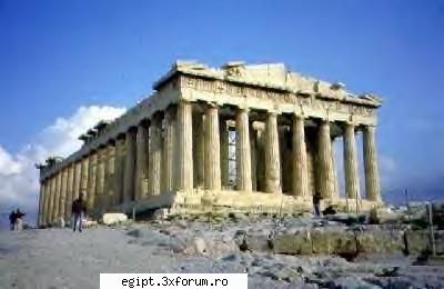 desi grecia este leaganul europene intalnim aici o varietate de modalitati de organizare si