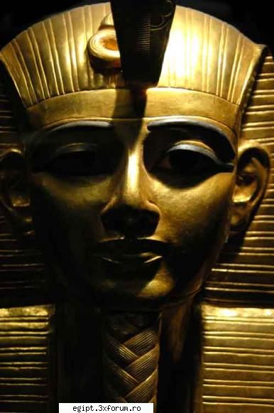 Mormantul intact a lui Psusennes. - Mormantul a fost descoperit in anul 1940 de - Faraonul