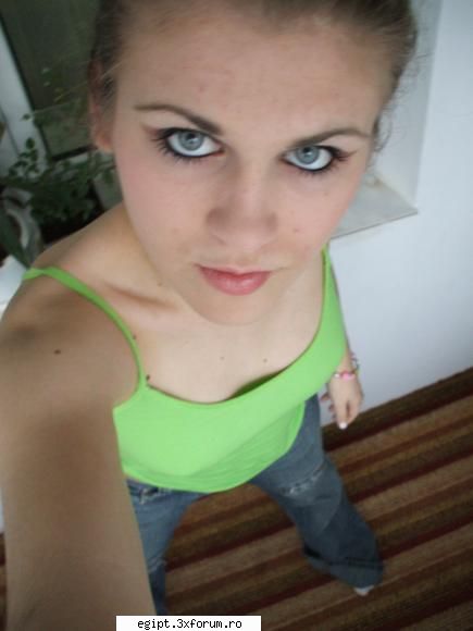 Poze cu userii forumului ! :) - km asa arat yo...desi poza nu e foarte - Sa ne prezentam!