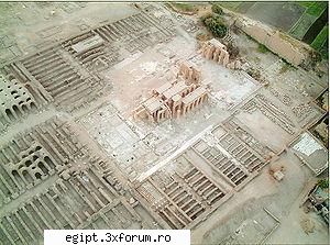 este un templu mortual inchinat acestuia si anume ramses cel mare.
        data este in jurul anului