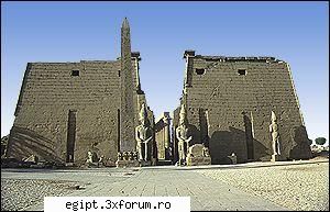 Temple - ladyblue - POZE